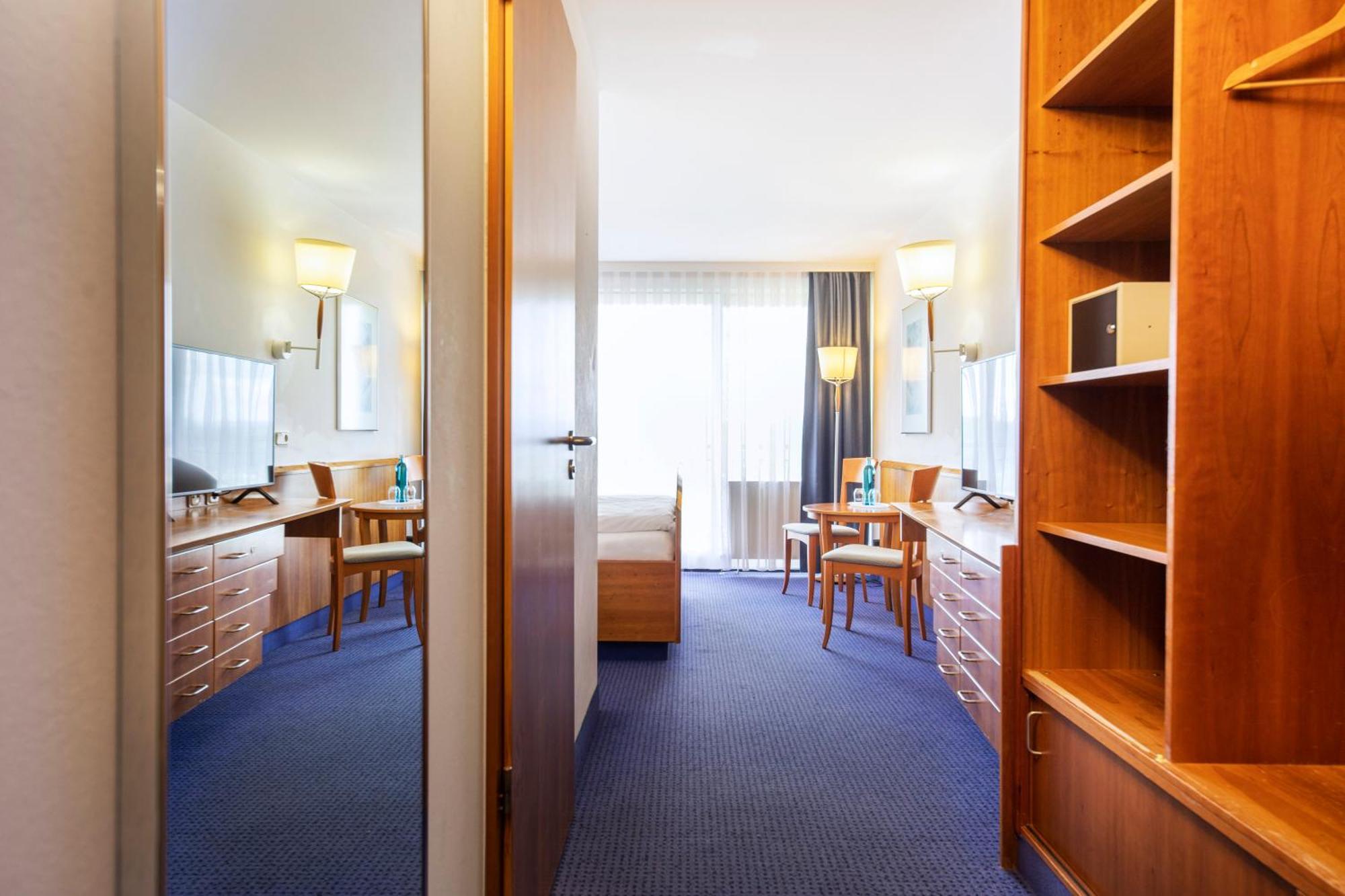 Roomingtons Karoli Waldkirchen Exterior photo