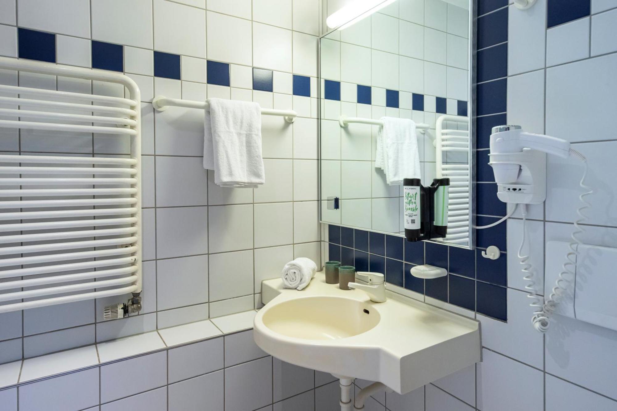 Roomingtons Karoli Waldkirchen Exterior photo