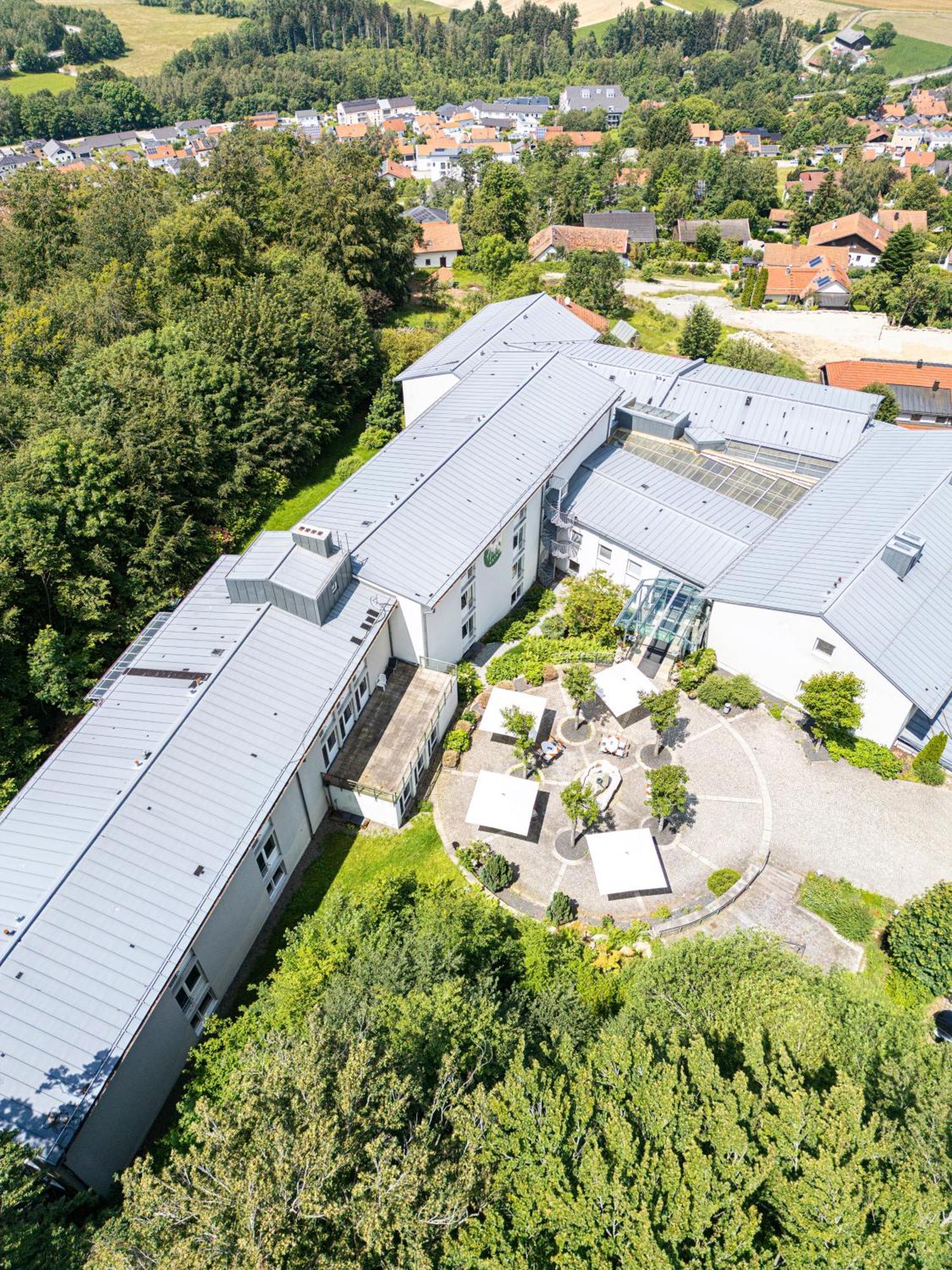 Roomingtons Karoli Waldkirchen Exterior photo